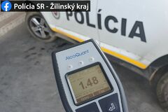 NEPOCHOPITEĽNÉ: Policajti v našom kraji za týždeň odhalili stovku opitých vodičov