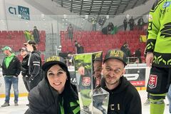 ROZHOVOR - Za úspechom hľadaj ženu: Dlhoročnou oporou žilinského hokeja je Lucia Rudločáková