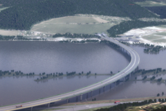 Obmedzenie pre vodičov: Tunel Považský Chlmec bude do nedele uzavretý