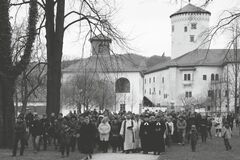 Krížová cesta v Budatínskom parku