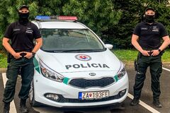 Žilinská policajná akcia skončila v pôrodnici